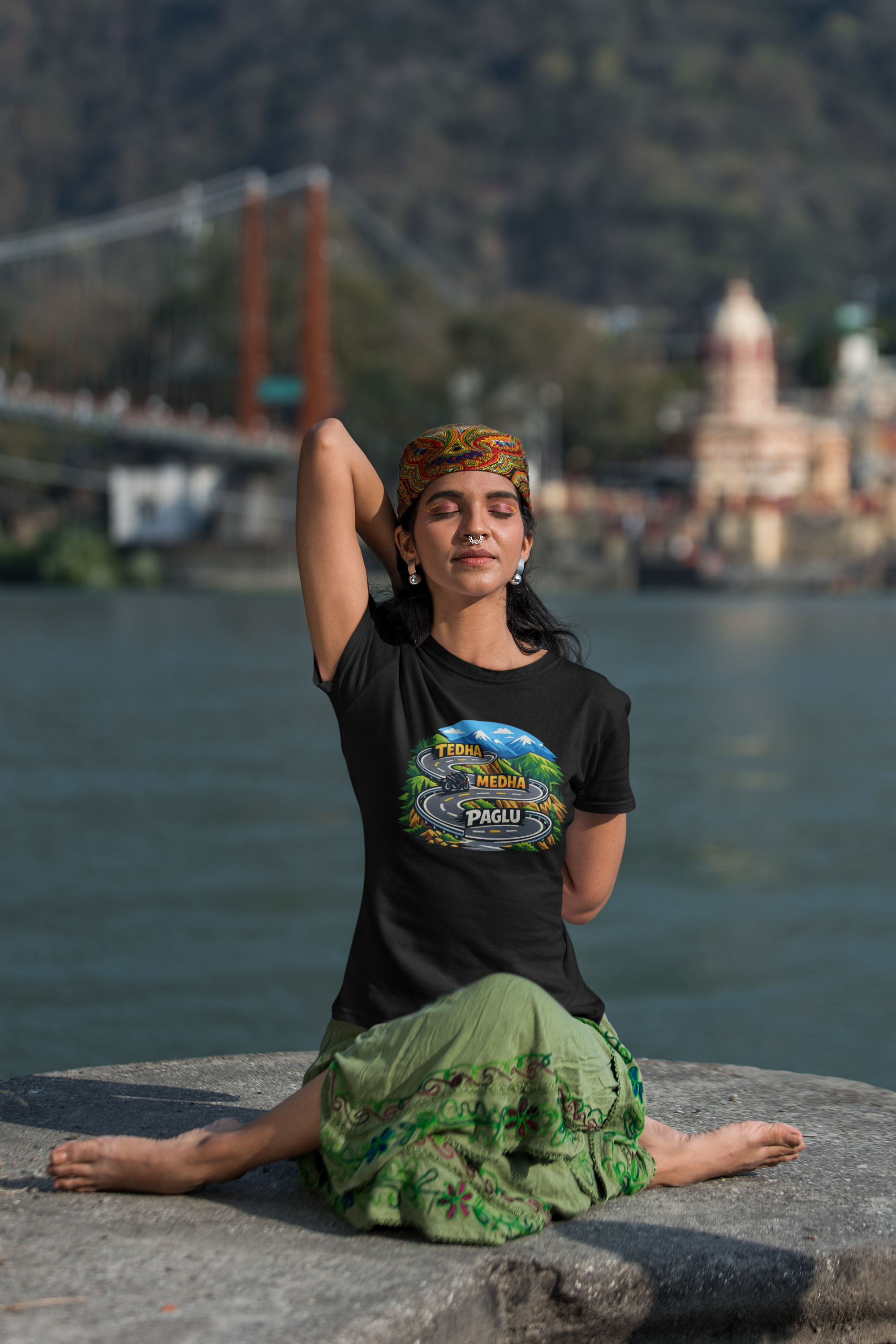 Tedha Medha Paglu Travel T Shirt