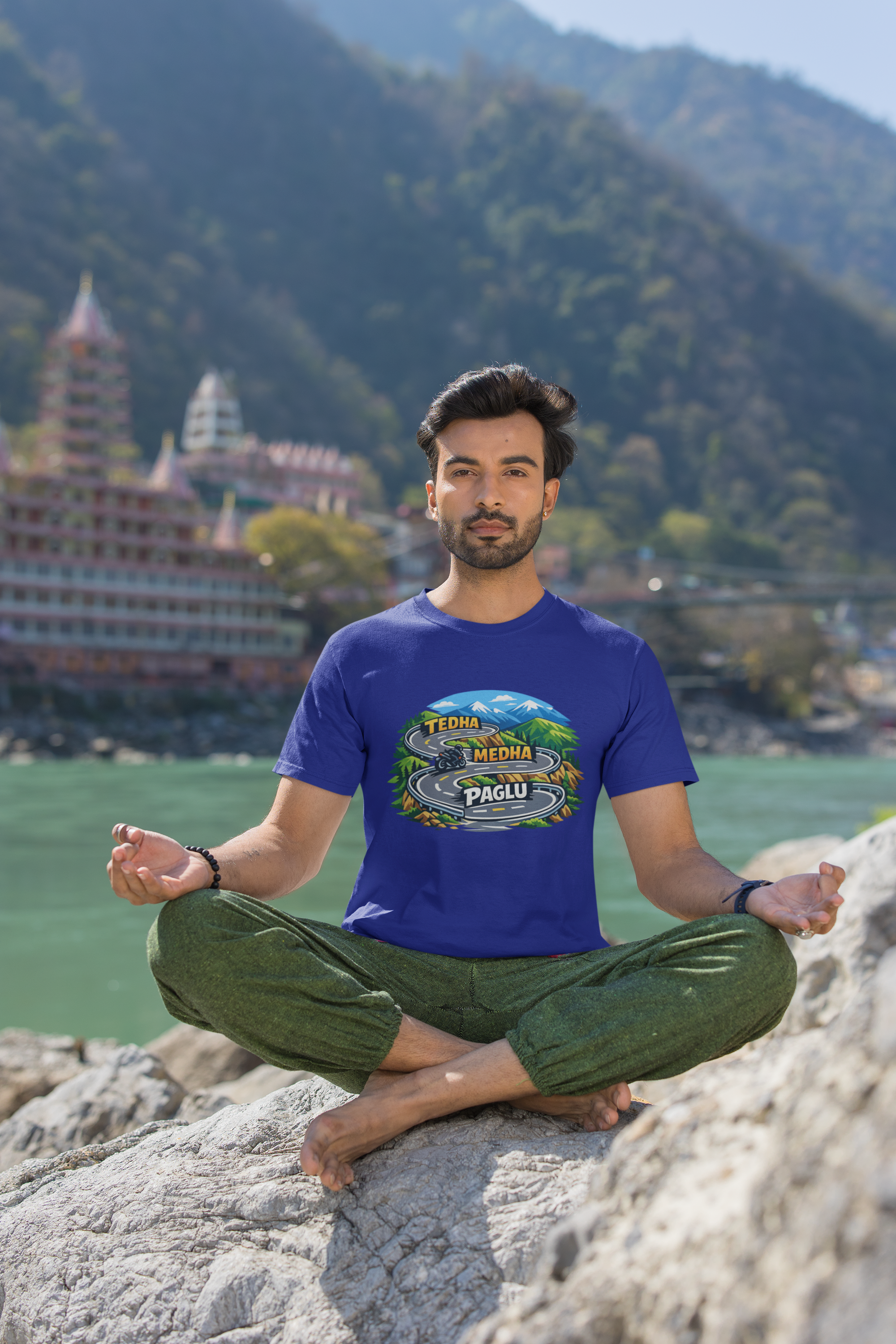 Tedha Medha Paglu Travel T Shirt