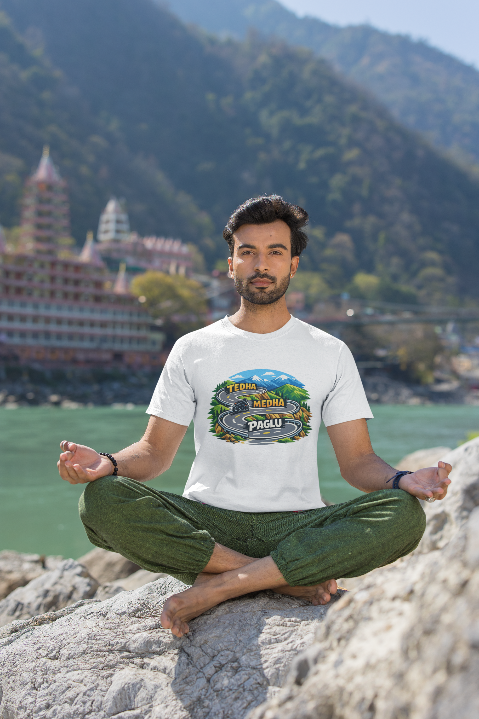 Tedha Medha Paglu Travel T Shirt